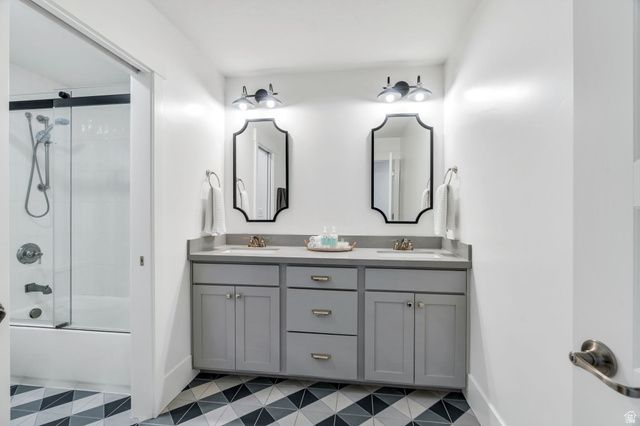 198 E ZINFANDEL LN, Vineyard, UT 84059