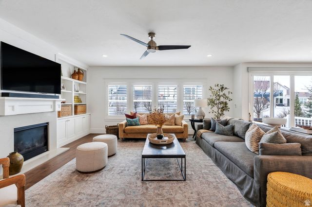 198 E ZINFANDEL LN, Vineyard, UT 84059