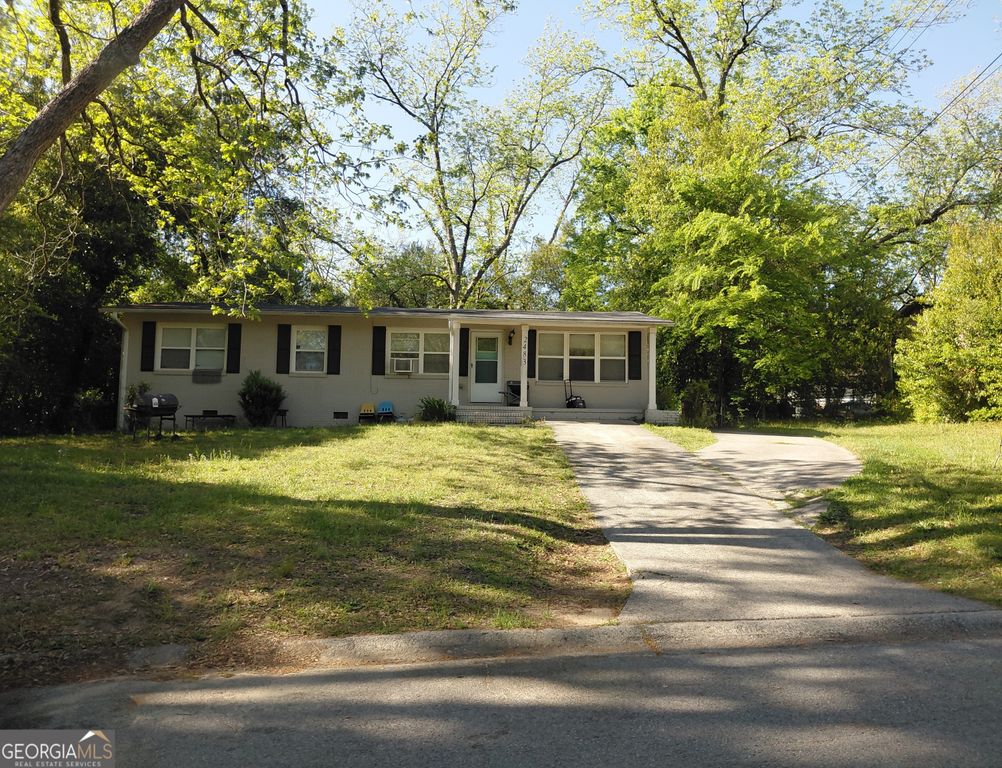 2483 Hillside Drive, Macon, GA 31206