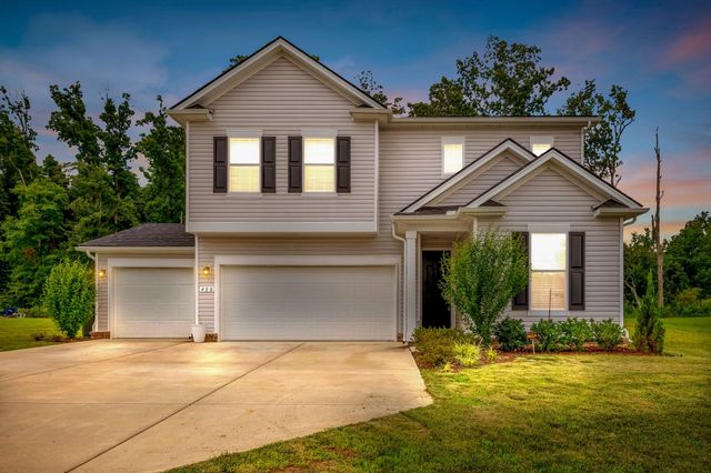 400 Hickory Pointe Dr, Dickson, TN 37055