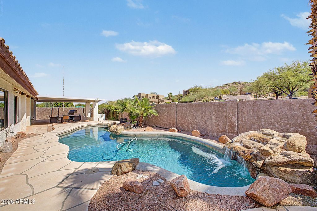 17039 E DE ANZA Drive, Fountain Hills, AZ 85268 — photo 2