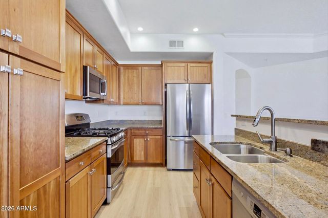 7601 E Indian Bend Road 3033, Scottsdale, AZ 85250