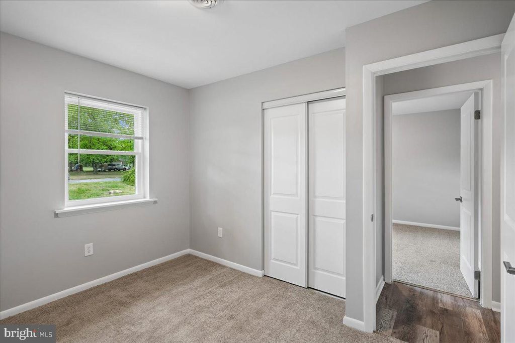 Image 9 of property listing at 27202 N TOURMALINE DR, Hebron, MD 21830