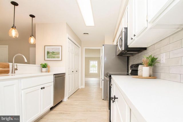 25992 OLD VALLEY PIKE, Toms Brook, VA 22660