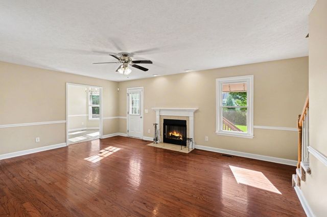 1723 Tradewinds Trl, Murfreesboro, TN 37128