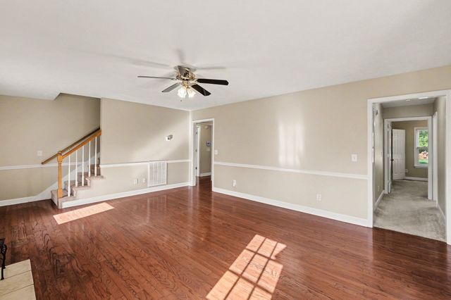 1723 Tradewinds Trl, Murfreesboro, TN 37128
