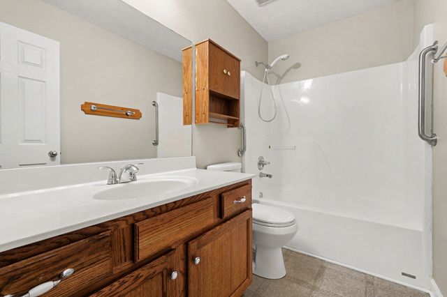 1723 Tradewinds Trl, Murfreesboro, TN 37128