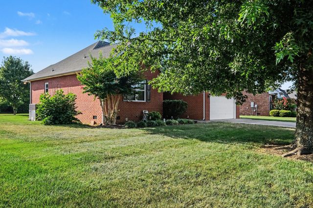 1723 Tradewinds Trl, Murfreesboro, TN 37128