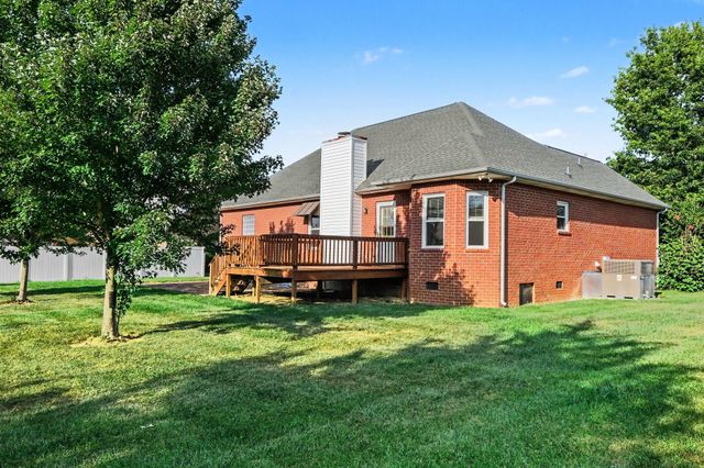 1723 Tradewinds Trl, Murfreesboro, TN 37128