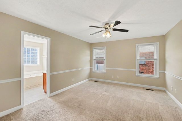 1723 Tradewinds Trl, Murfreesboro, TN 37128