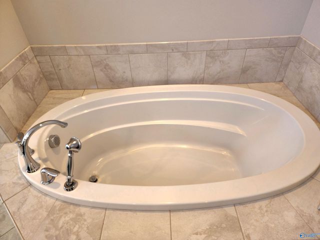 156 Sougahatchee Drive, New Market, AL 35761