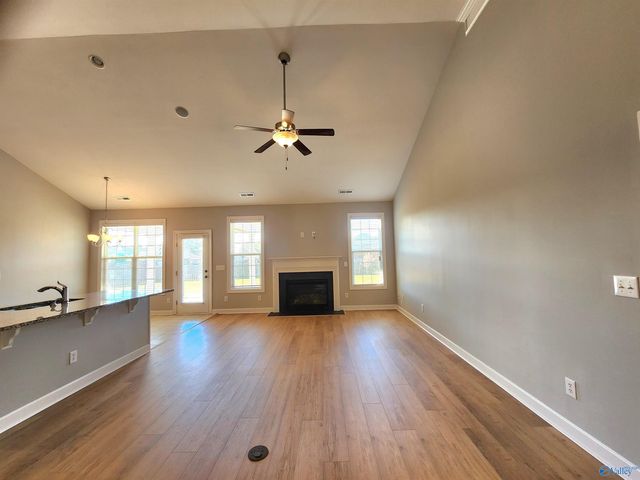 156 Sougahatchee Drive, New Market, AL 35761