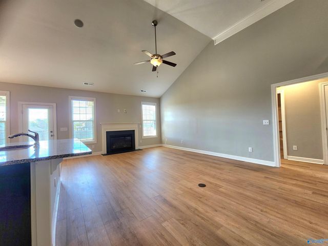 156 Sougahatchee Drive, New Market, AL 35761