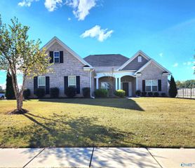156 Sougahatchee Drive, New Market, AL 35761
