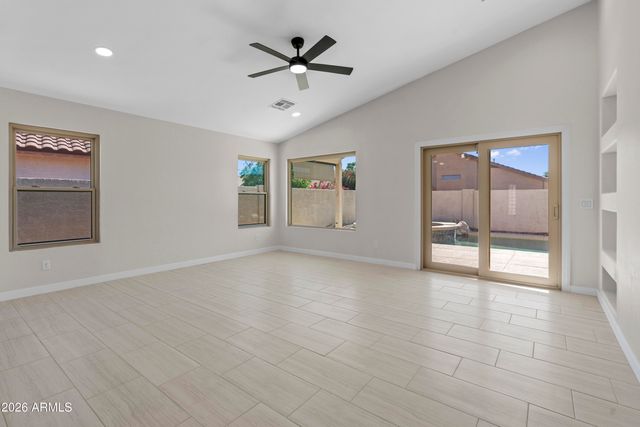 10001 W POTTER Drive, Peoria, AZ 85382
