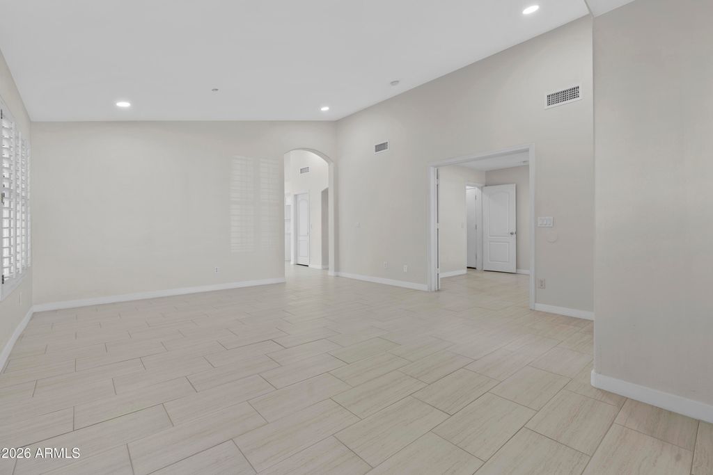 10001 W POTTER Drive, Peoria, AZ 85382 — photo 4
