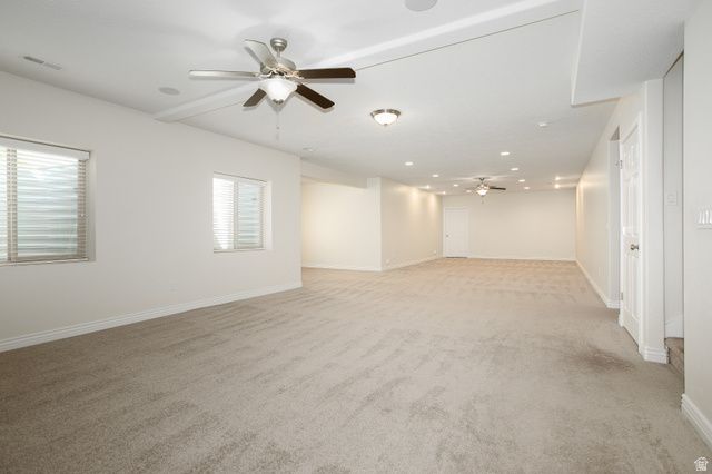 10398 S MARTINGS DR, South Jordan, UT 84009
