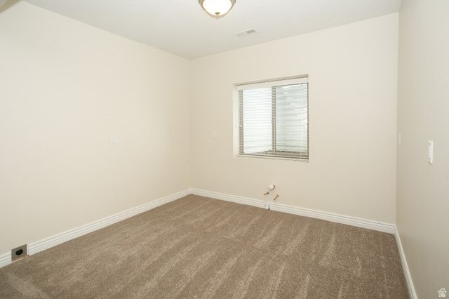 10398 S MARTINGS DR, South Jordan, UT 84009