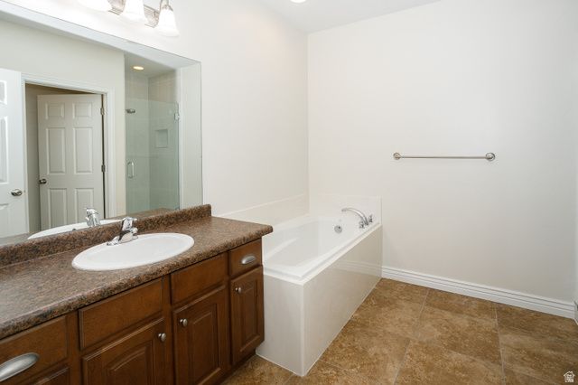 10398 S MARTINGS DR, South Jordan, UT 84009