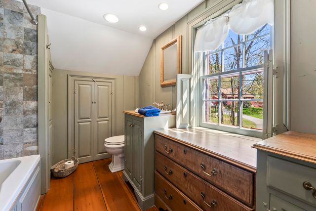 2 Otis Road, Somersworth, NH 03878