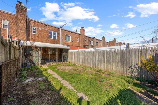 102-39 183 Place, Hollis, NY 11423
