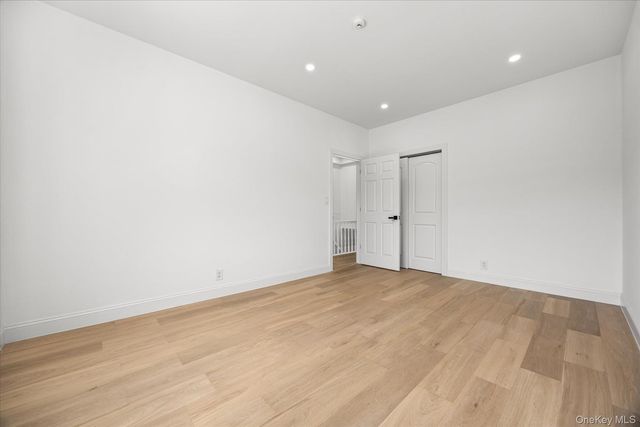 102-39 183 Place, Hollis, NY 11423