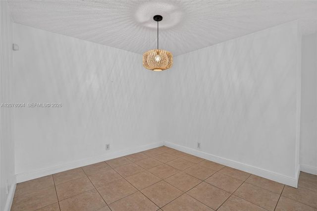 12840 SW 43rd Drive 176-B, Miami, FL 33175