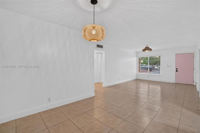 12840 SW 43rd Drive 176-B, Miami, FL 33175
