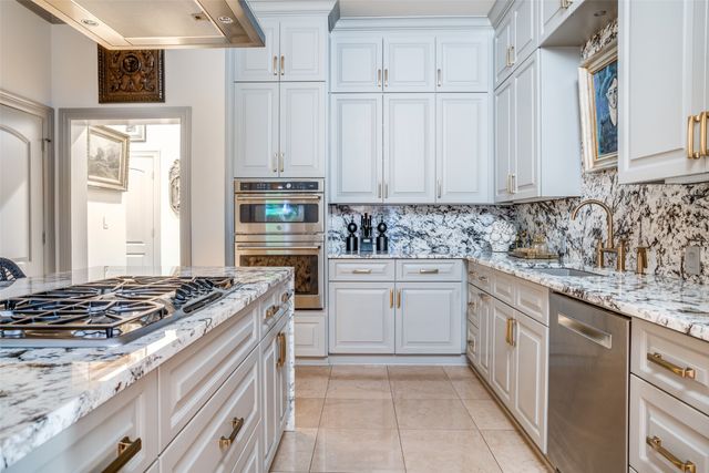 2828 Hood Street 403, Dallas, TX 75219