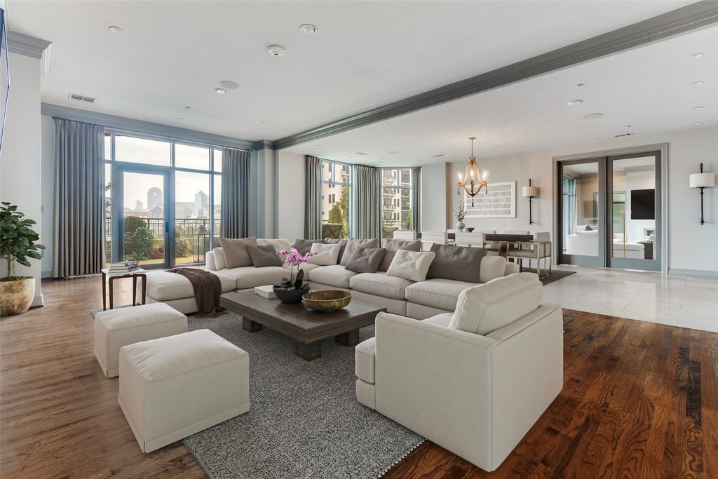 2828 Hood Street 403, Dallas, TX 75219