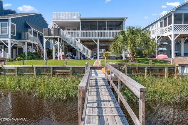 415 Sailfish Street, Sunset Beach, NC 28468