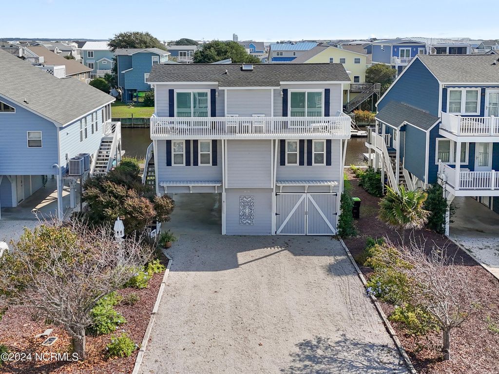 415 Sailfish Street, Sunset Beach, NC 28468