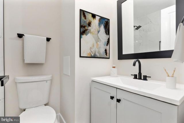 4401 HAMILTON DR, Woodbridge, VA 22193