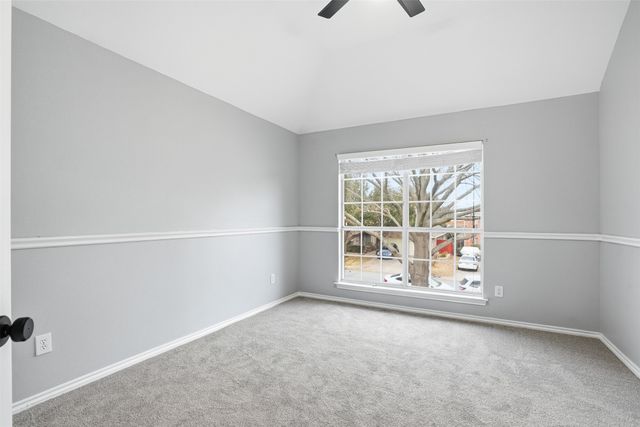 4304 Vine Ridge Court, Arlington, TX 76017