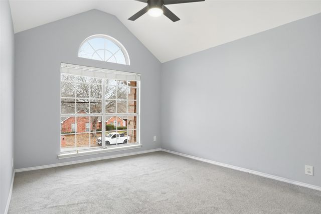 4304 Vine Ridge Court, Arlington, TX 76017