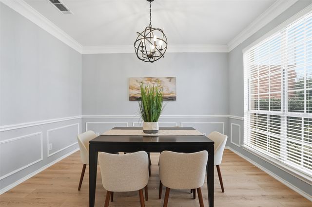 4304 Vine Ridge Court, Arlington, TX 76017