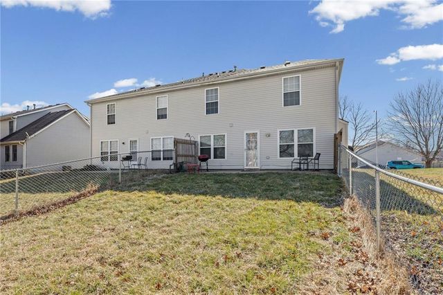 962 E Wildcat Run Street, Gardner, KS 66030