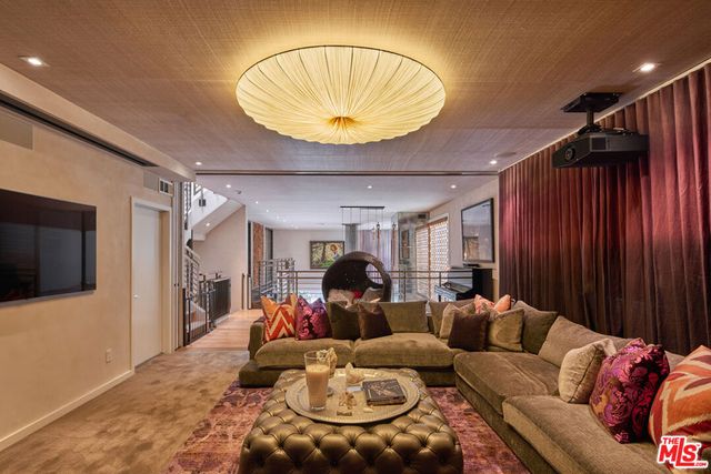 33 26th Avenue, Venice, CA 90291