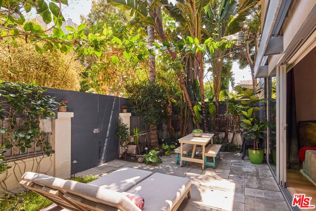 33 26th Avenue, Venice, CA 90291