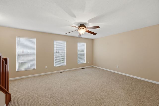 2443 Aristocracy Circle, Lexington, KY 40509