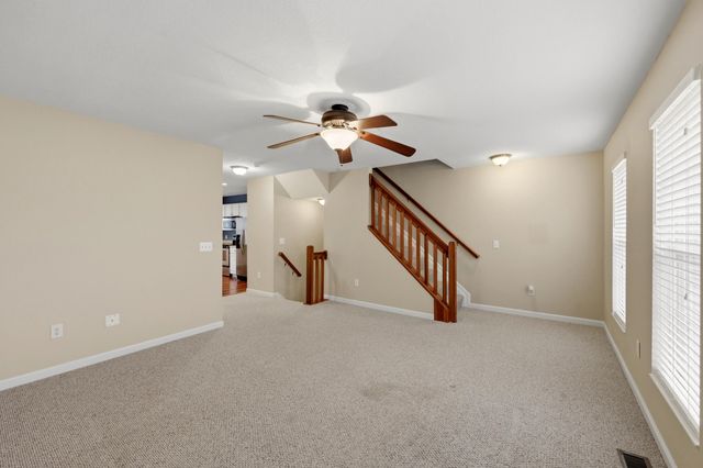 2443 Aristocracy Circle, Lexington, KY 40509
