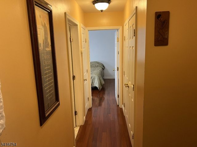 415 Wheatsheaf Rd, Roselle Boro, NJ 07203