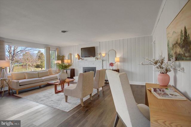 18807 CROFTON RD, Hagerstown, MD 21742