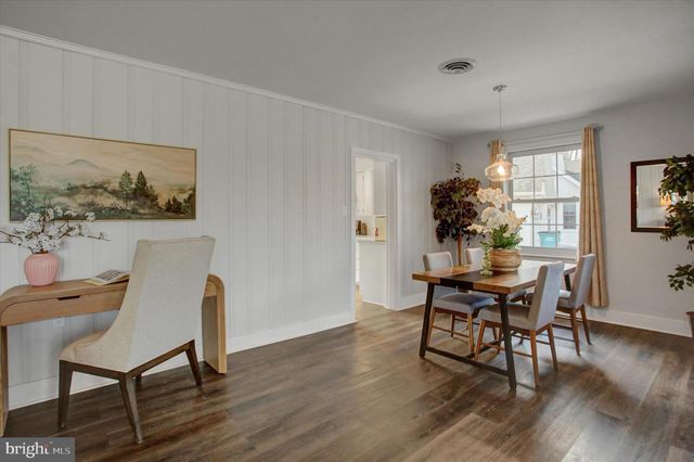 18807 CROFTON RD, Hagerstown, MD 21742