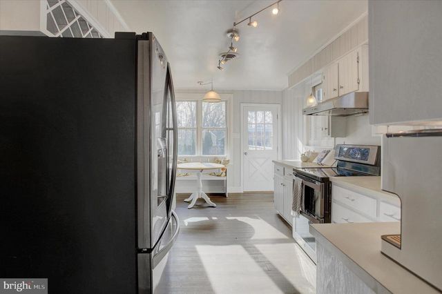 18807 CROFTON RD, Hagerstown, MD 21742