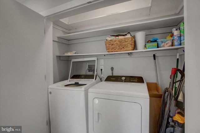 18807 CROFTON RD, Hagerstown, MD 21742