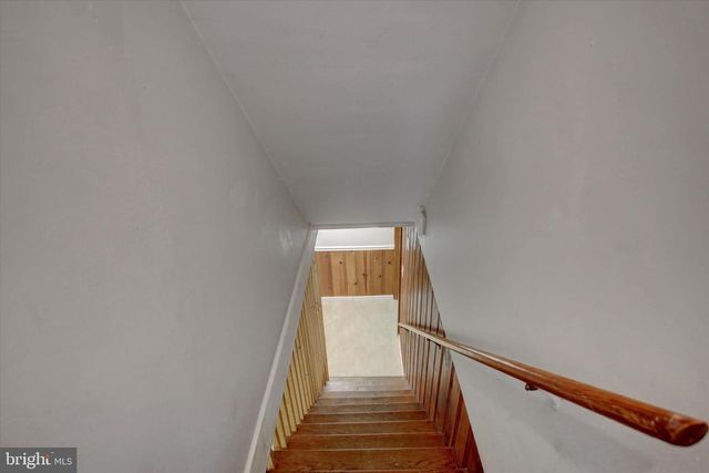 18807 CROFTON RD, Hagerstown, MD 21742