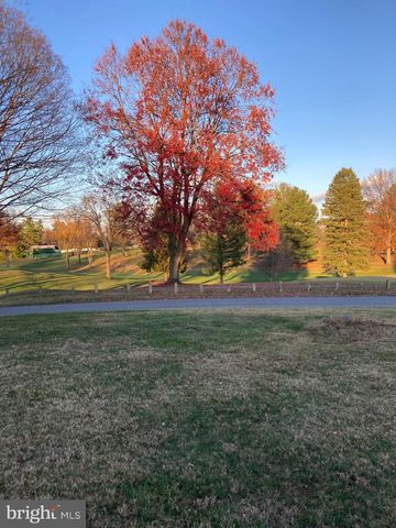 18807 CROFTON RD, Hagerstown, MD 21742