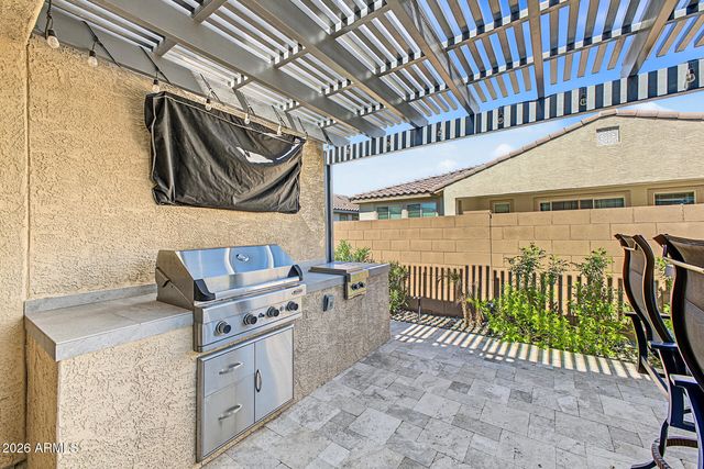 17868 W SAPIUM Way, Goodyear, AZ 85338