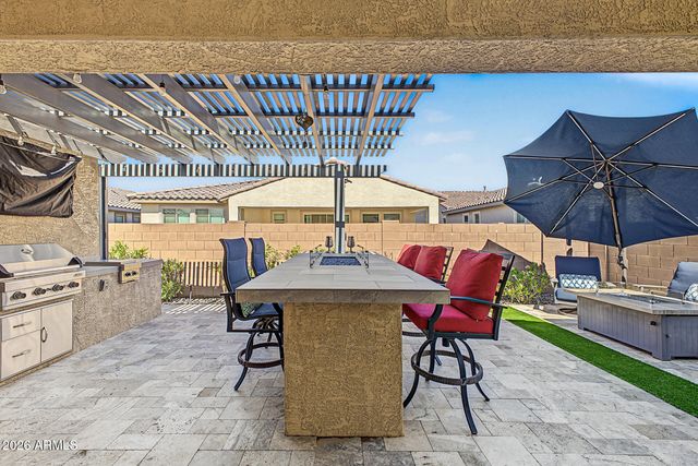 17868 W SAPIUM Way, Goodyear, AZ 85338